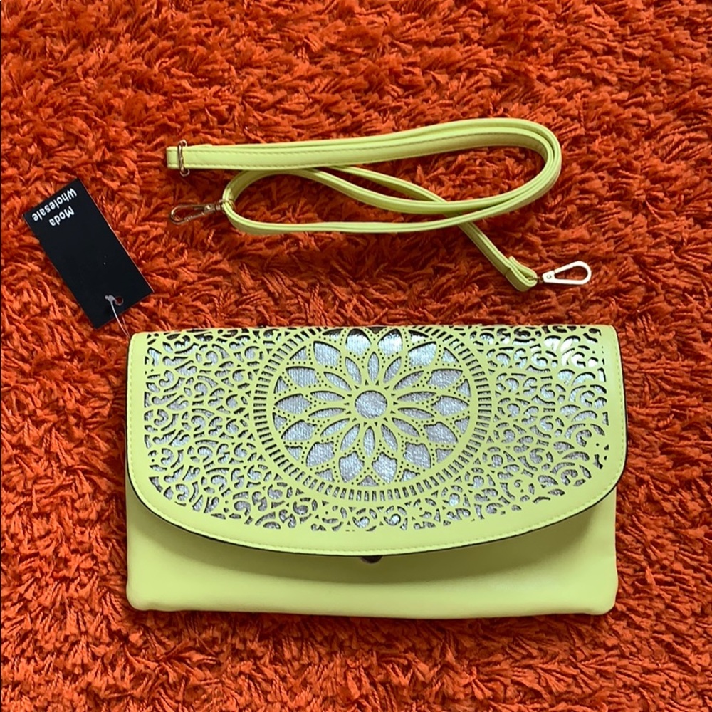 New clutch/crossbody bag